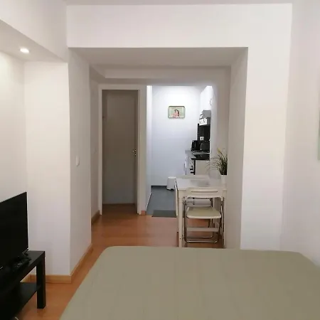 Flowers In Pop House Apartman Lisboa