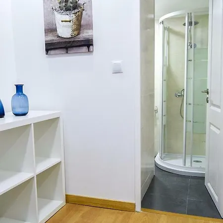 Apartman Flowers In Pop House *